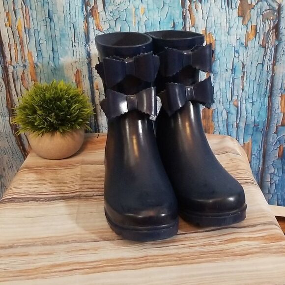 Juicy Couture Bow Accent Navy Rain Boots - Picture 4 of 10